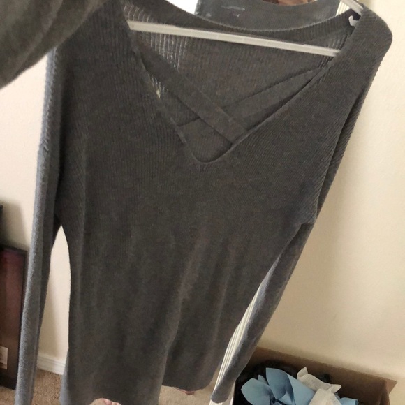 Sweater long sleeve thing - Picture 1 of 2